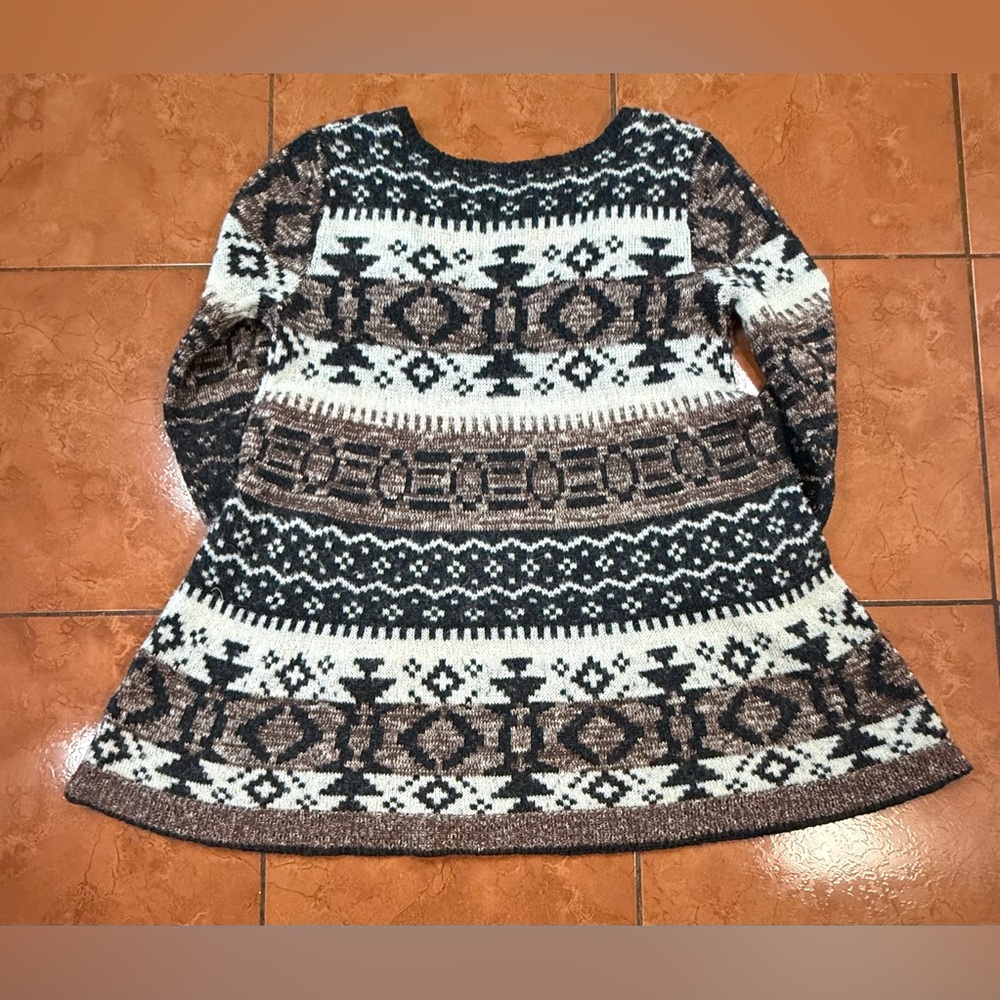 Patterned Knit Women's Top - Picture 6 of 6